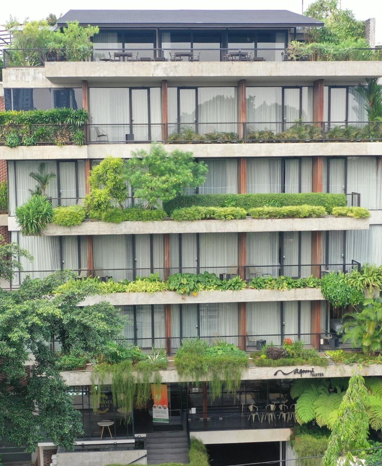 Nagomi Suites & Hotel Jakarta Exteriör bild